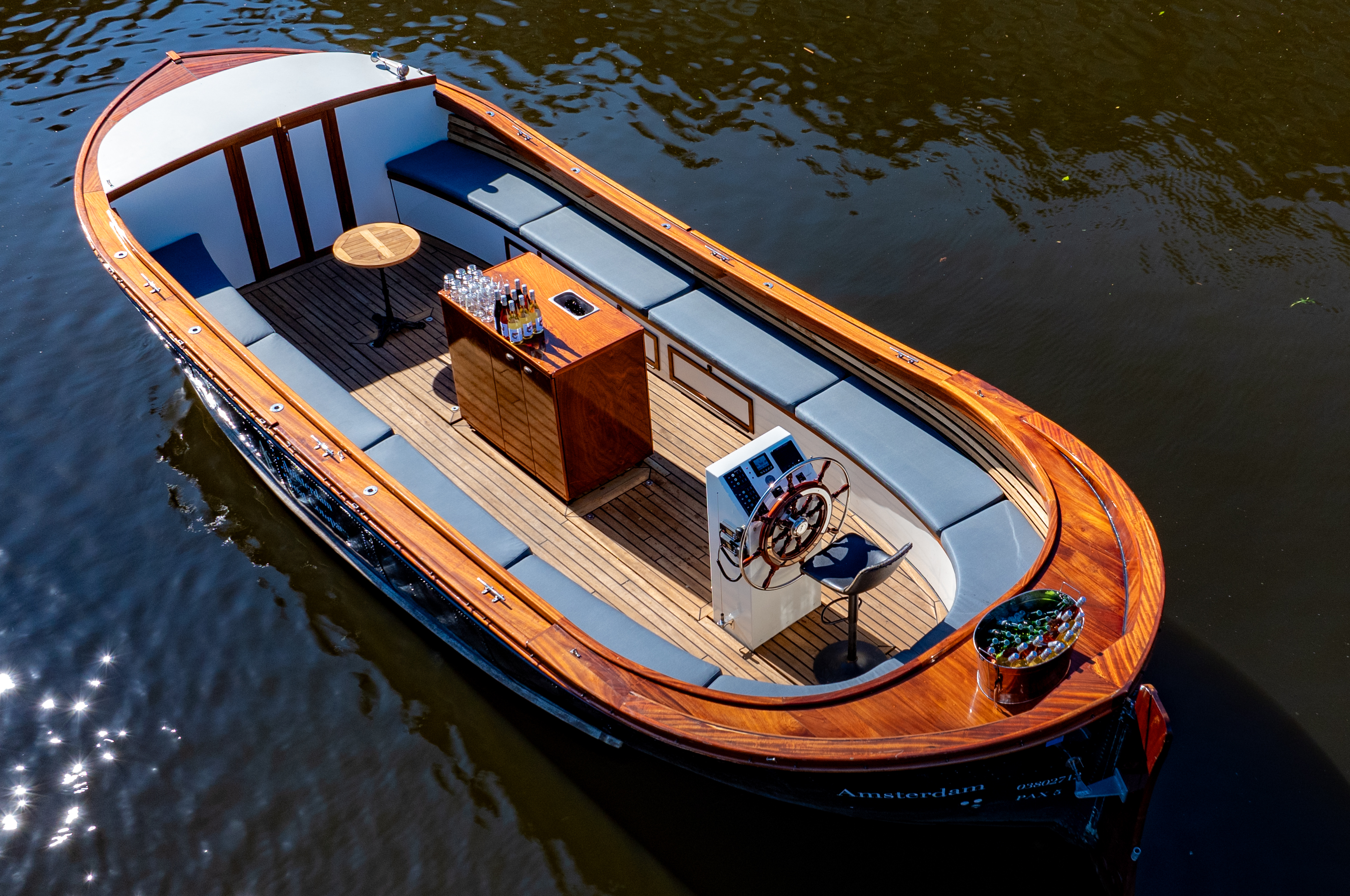 Sloep Zaza — Amsterdam Boat Company